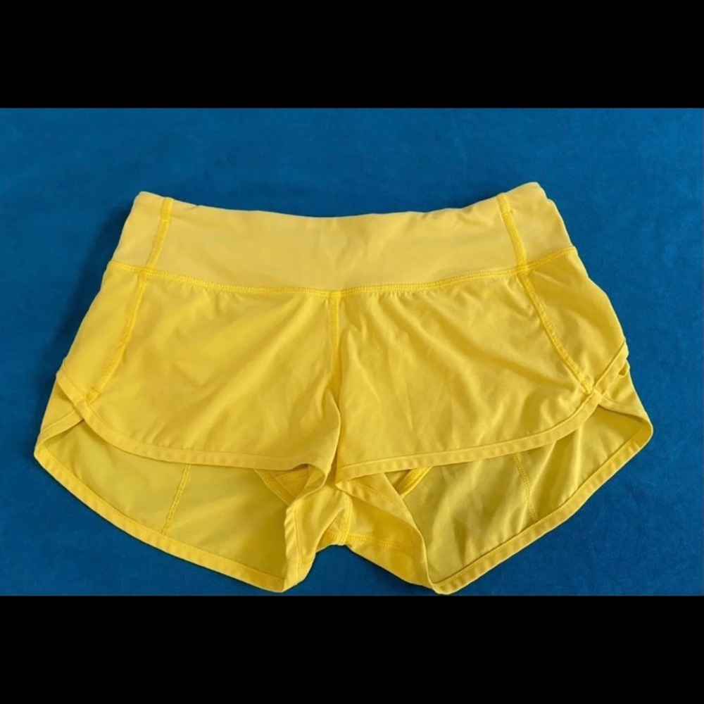 Lululemon speed up 2.5” shorts